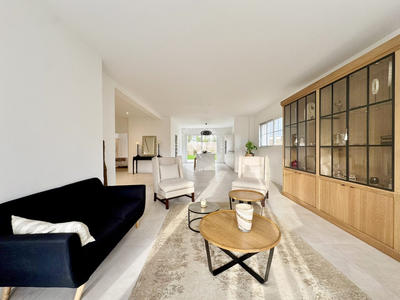 Maison - 180 m² - 7 pièces