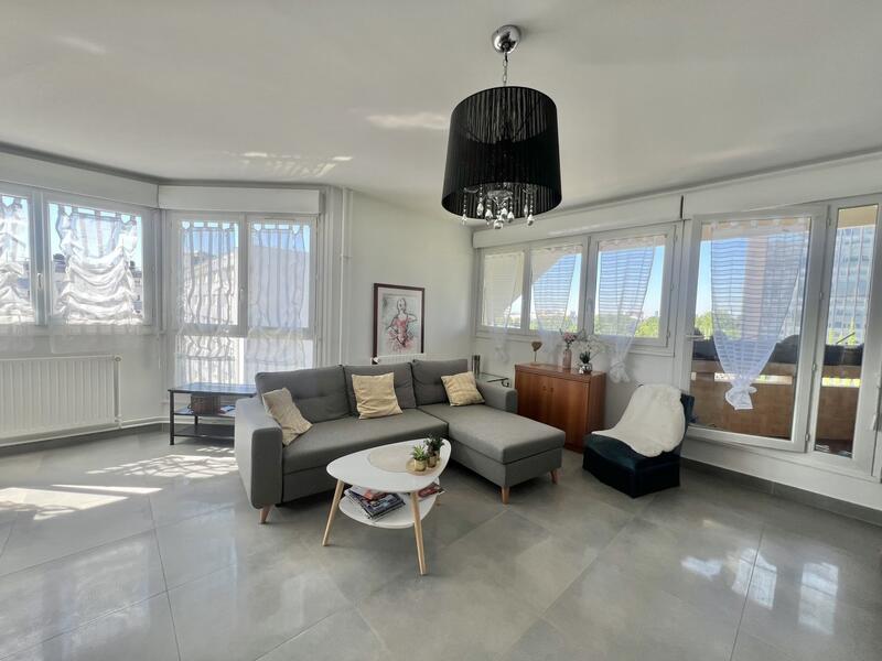 Appartement - 72 m² - 3 pièces