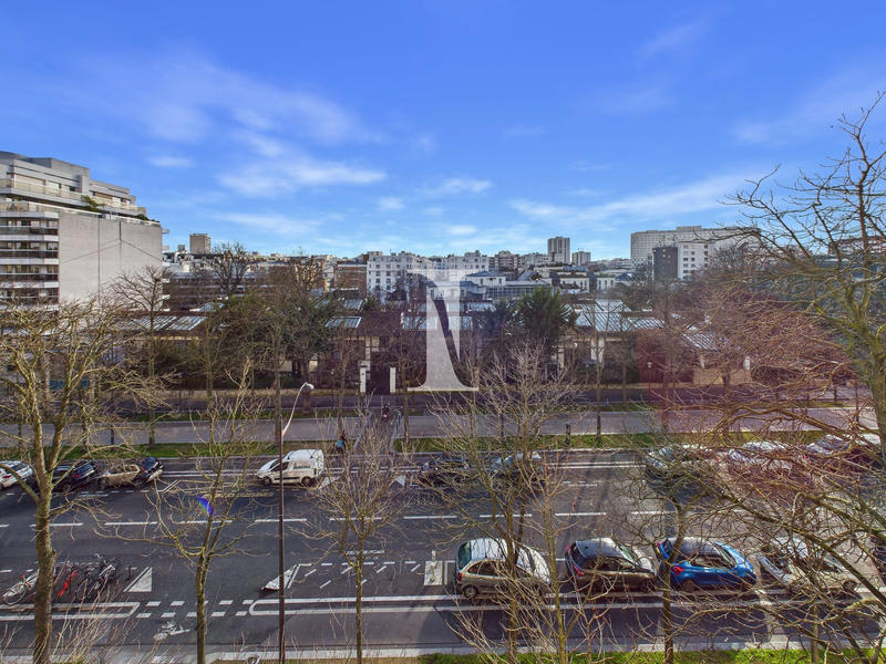 Appartement - 123 m² - 5 pièces