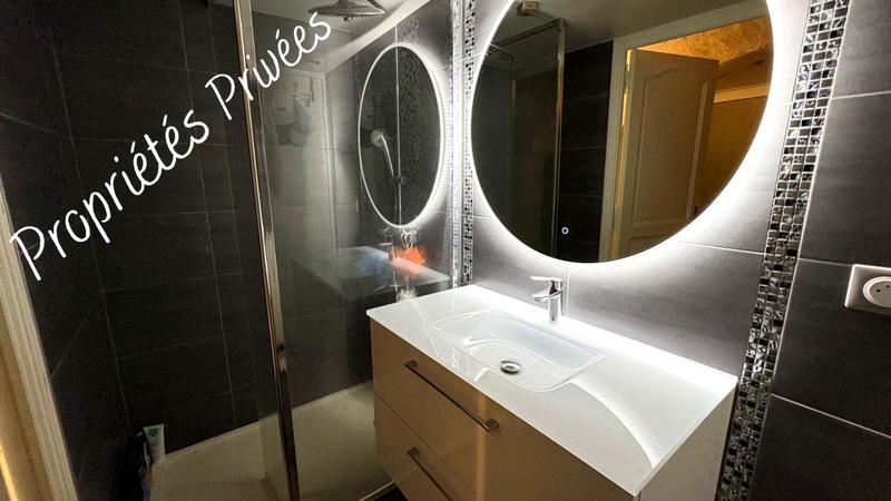 Appartement - 172 m² - 5 pièces