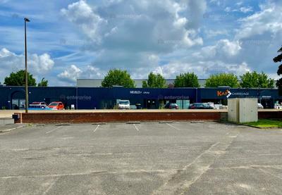 Local commercial - 864 m²