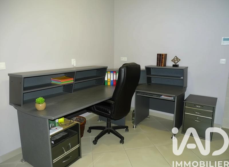 Maison - 200 m² - 7 pièces