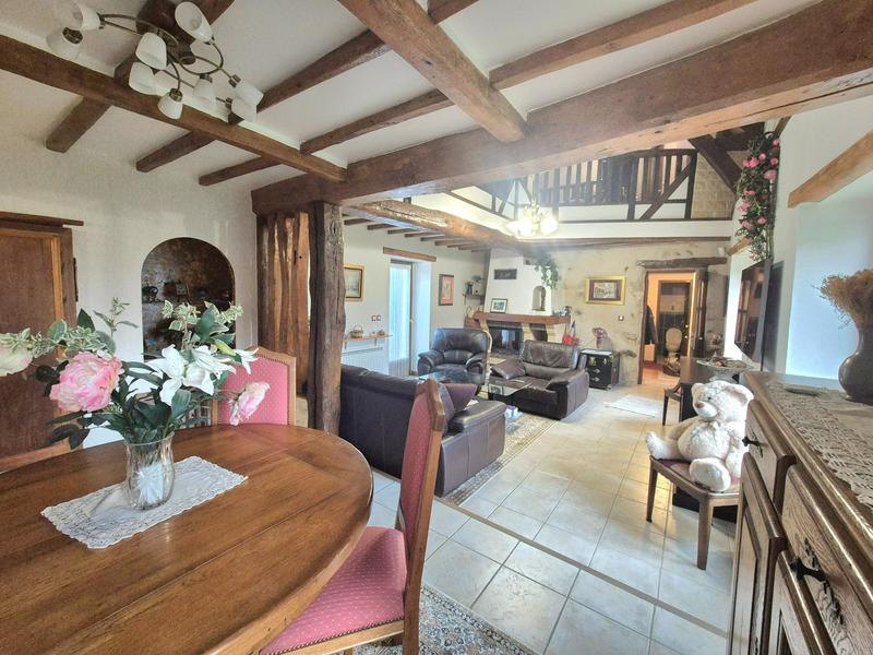 Maison - 153 m² - 5 pièces