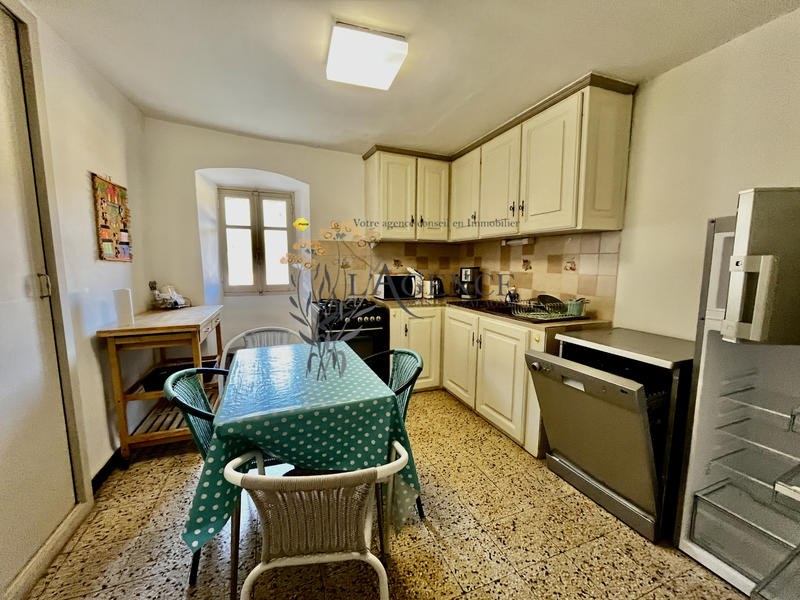 Maison - 113 m² - 10 pièces