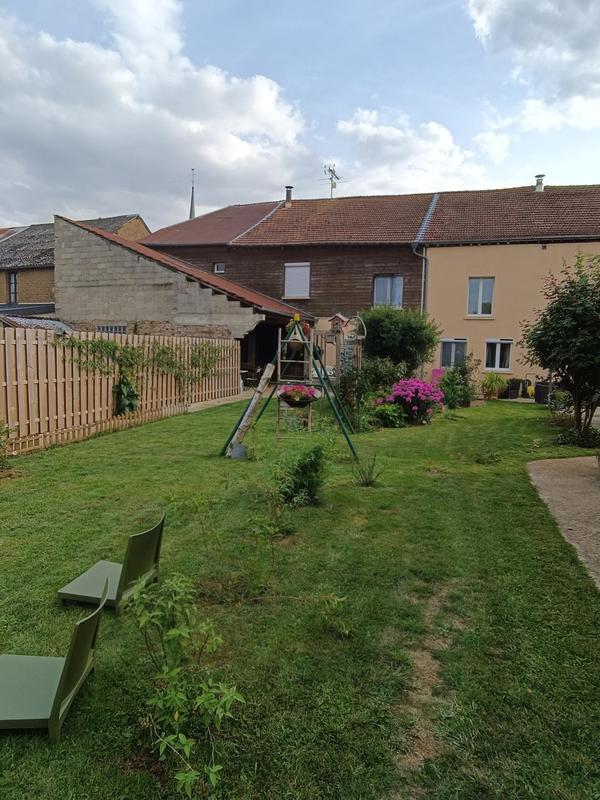 Maison - 412 m² - 9 pièces