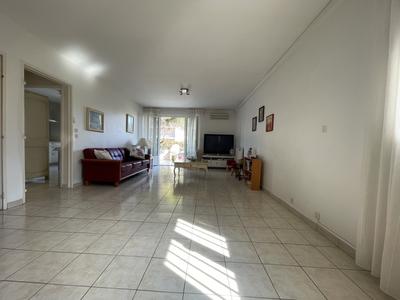 Appartement - 98 m² - 4 pièces