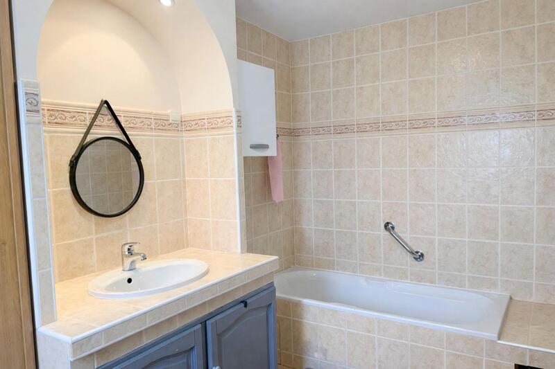 Maison - 144 m² - 5 pièces