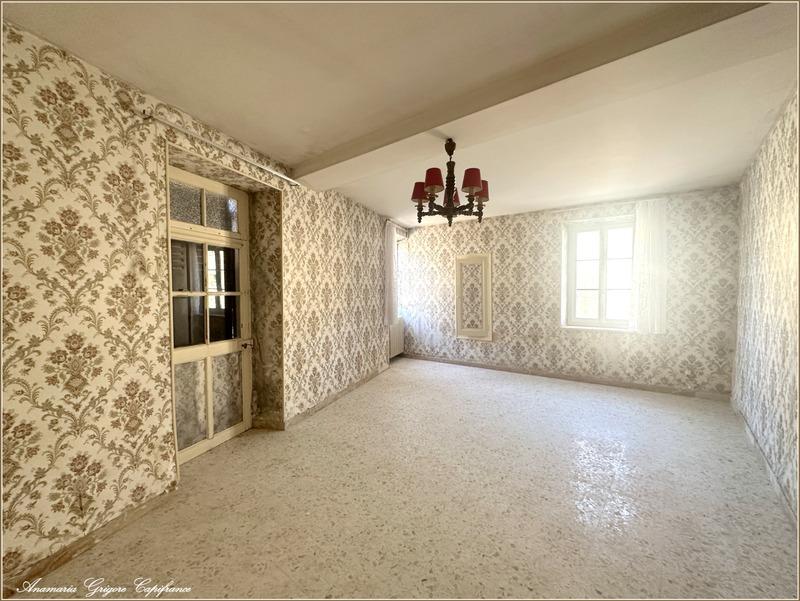 Maison de village - 90 m² - 4 pièces