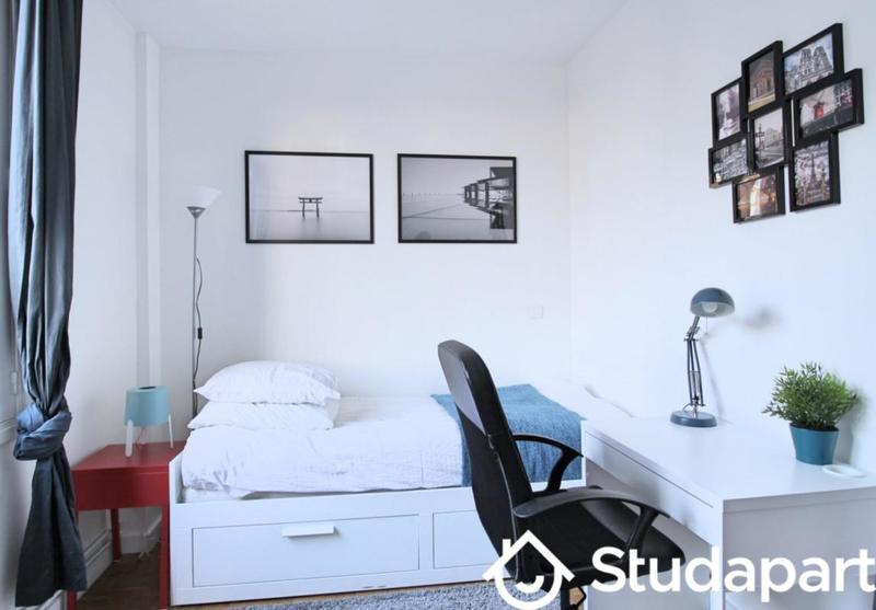 Chambre - 11 m² - 1 pièce