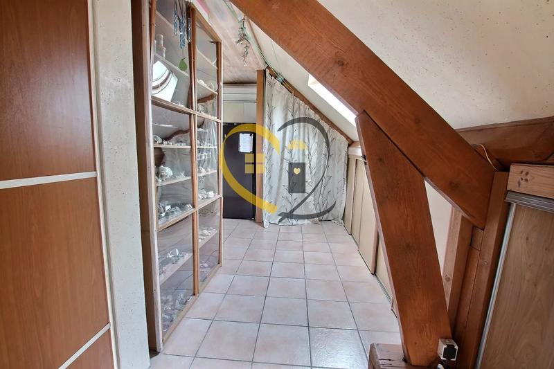 Maison - 170 m² - 7 pièces