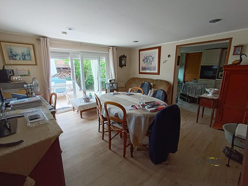 Maison - 182 m² - 7 pièces