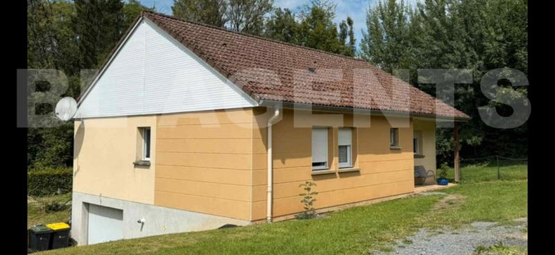 Maison - 96 m² - 5 pièces