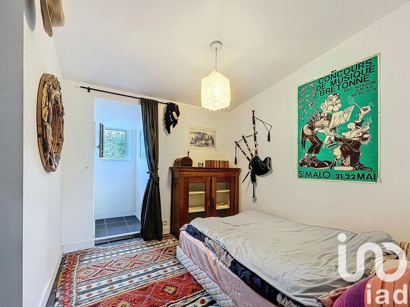 Maison - 230 m² - 9 pièces