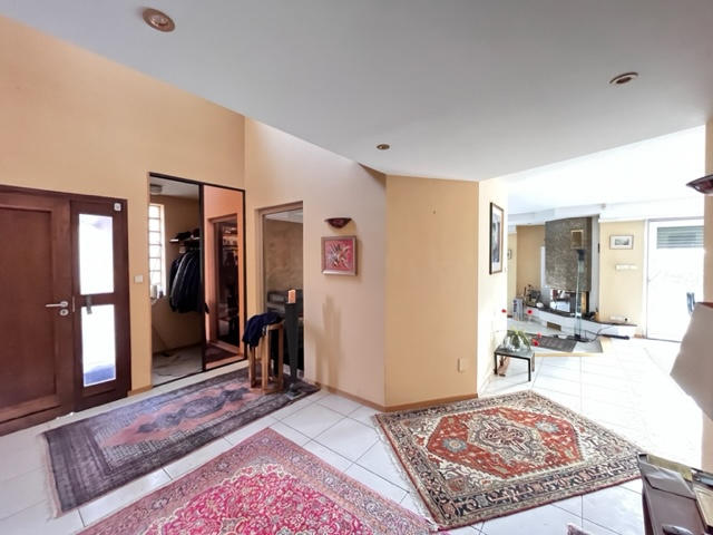 Maison - 180 m² - 6 pièces