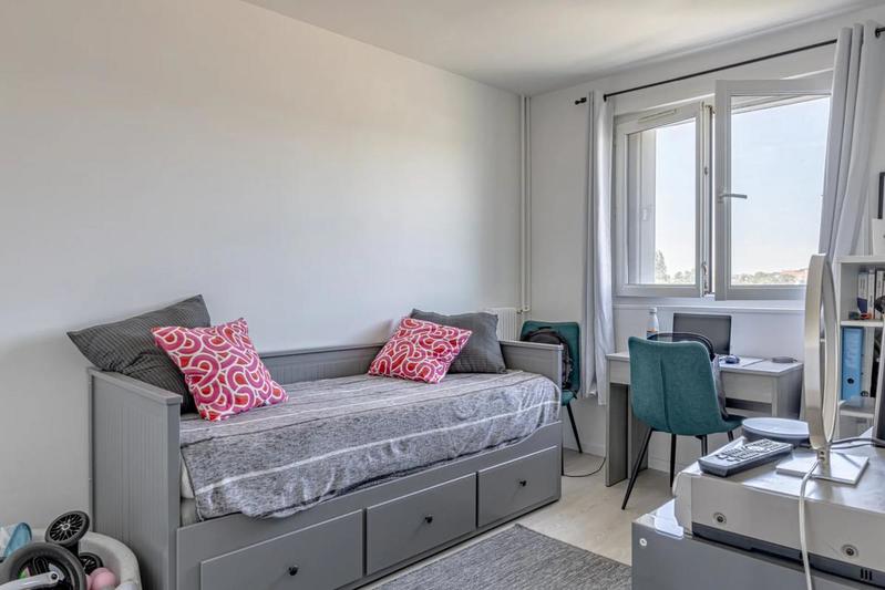 Appartement - 110 m² - 6 pièces