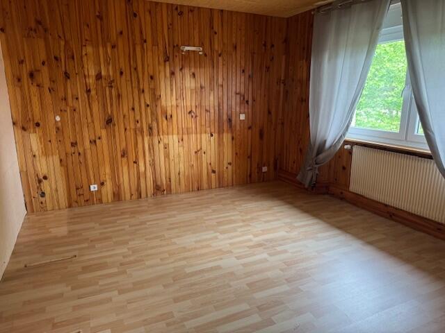 Maison jumelée - 84 m² - 4 pièces