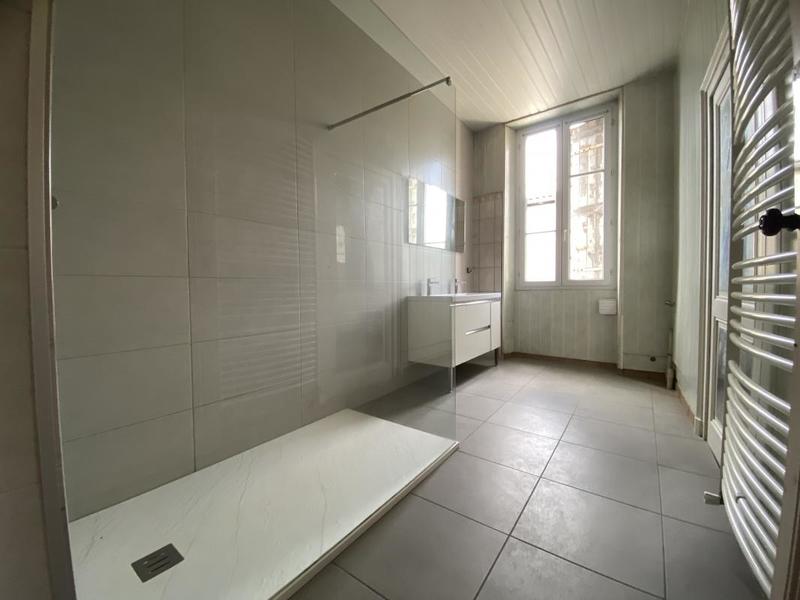 Maison - 654 m² - 11 pièces