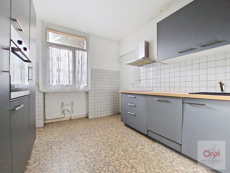 Appartement - 82 m² - 4 pièces