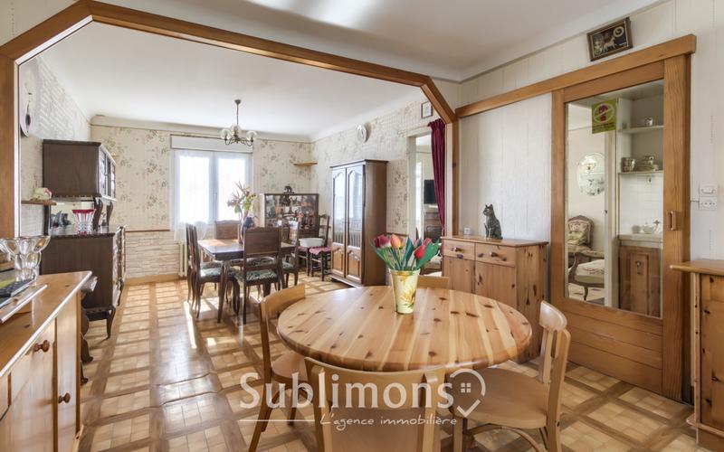 Maison - 95 m² - 5 pièces