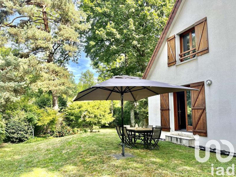 Maison - 222 m² - 9 pièces