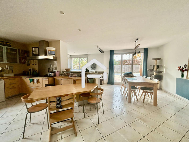 Maison - 130 m² - 6 pièces