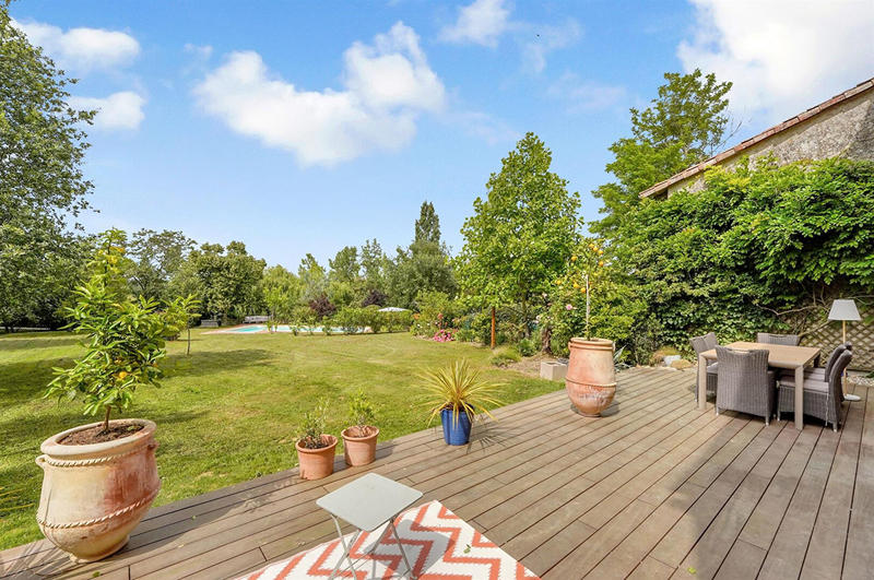 Maison bourgeoise - 498 m² - 13 pièces