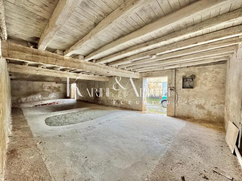 Maison - 284 m² - 4 pièces