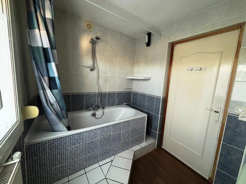 Appartement - 79 m² - 5 pièces