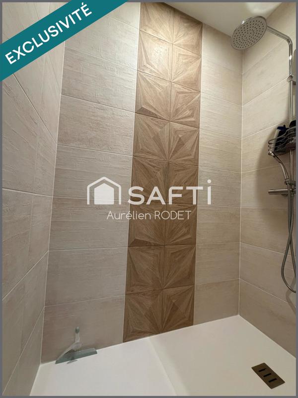 Maison - 270 m² - 7 pièces