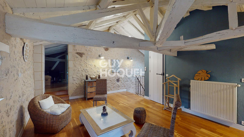 Maison - 230 m² - 5 pièces