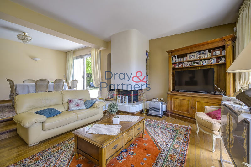 Villa - 160 m² - 6 pièces