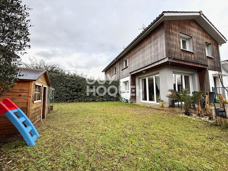 Maison - 90 m² - 4 pièces