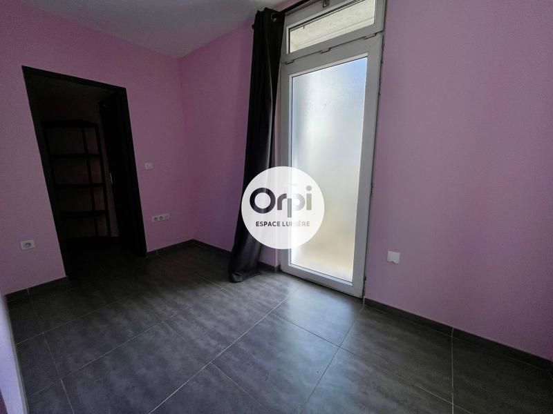 Immeuble - 110 m² - 2 pièces