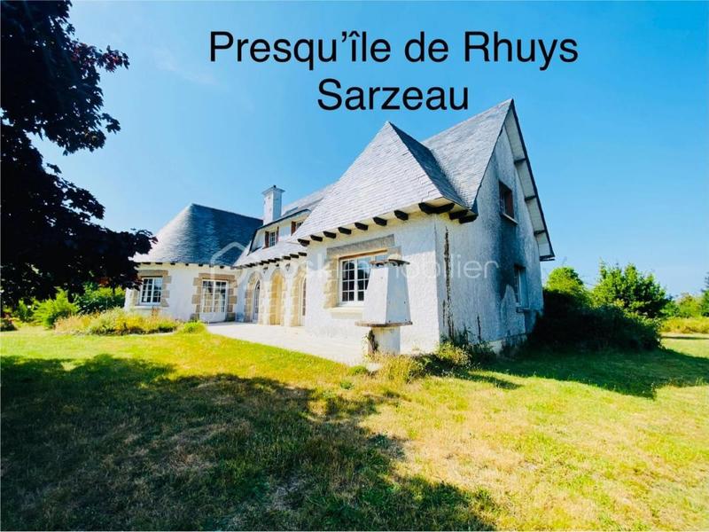 Demeure - 230 m² - 10 pièces