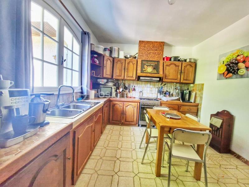 Maison - 188 m² - 6 pièces