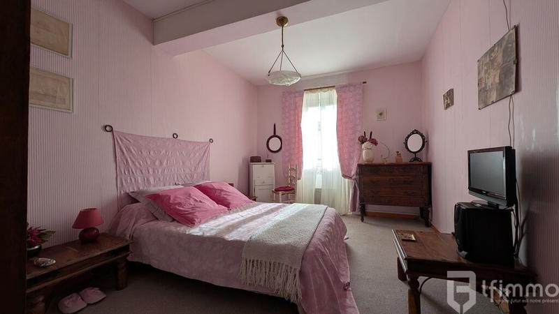 Maison de village - 168 m² - 5 pièces