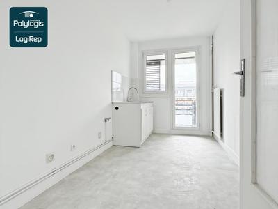 Appartement ancien - 49 m² - 2 pièces