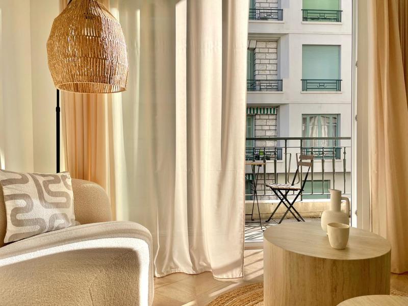 Appartement - 80 m² - 4 pièces