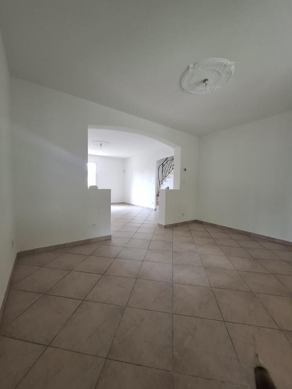 Maison traditionnelle - 150 m² - 6 pièces