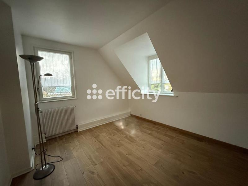 Maison - 164 m² - 8 pièces