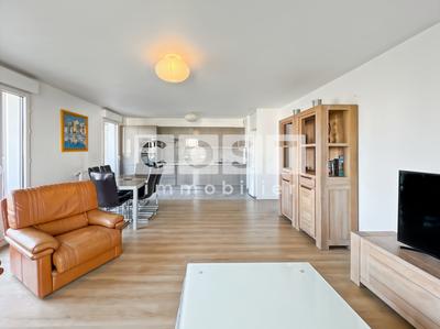 Appartement - 87 m² - 4 pièces