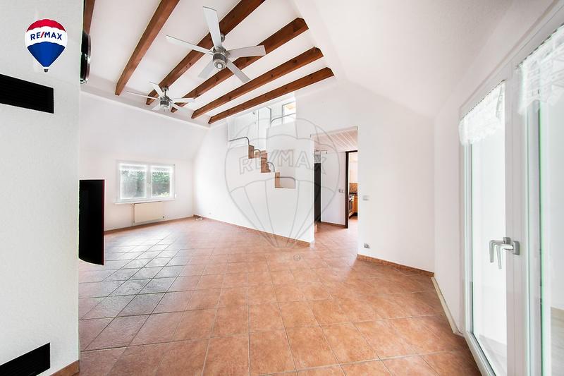 Maison - 137 m² - 5 pièces