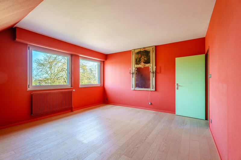 Villa - 323 m² - 9 pièces