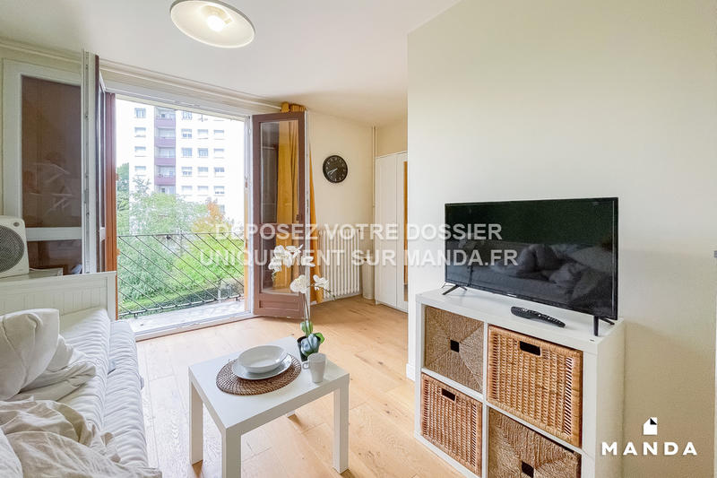 Chambre - 13 m² - 4 pièces