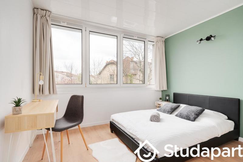 Chambre - 10 m² - 1 pièce