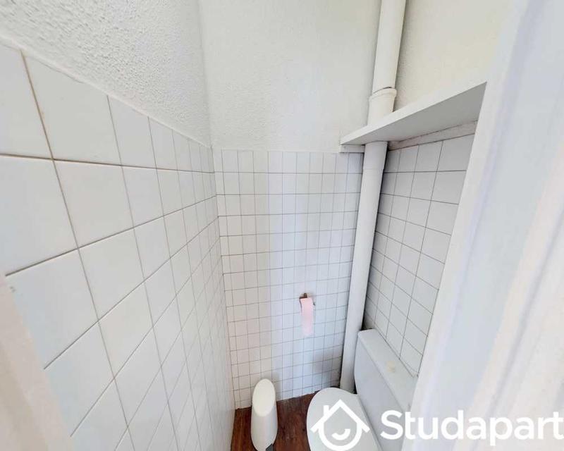 Chambre - 60 m² - 1 pièce