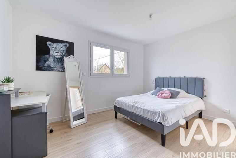 Maison - 145 m² - 7 pièces