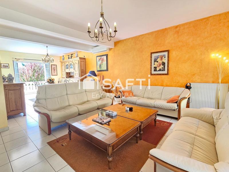 Maison - 200 m² - 6 pièces