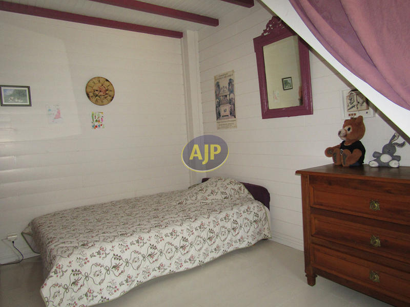 Villa - 185 m² - 7 pièces