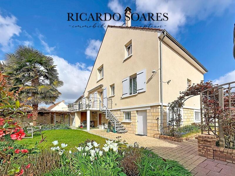 Maison - 164 m² - 7 pièces